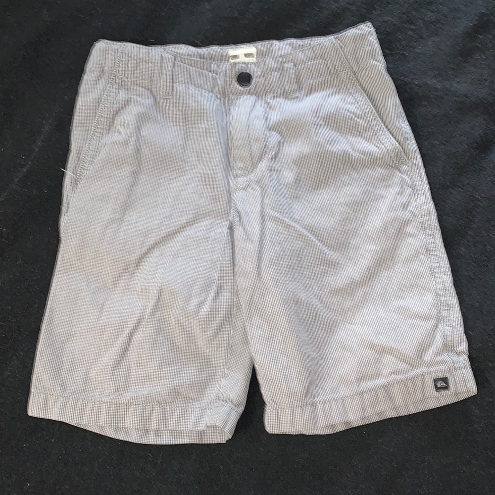 BOYS QUIKSILVER SMALL CHECKERED SHORTS